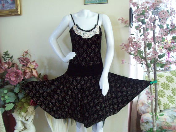 Black-Pink Rose Garden Dress Crushed Velvet Dropp… - image 5
