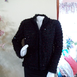 Oscar De La Renta Evening Jacket Knobby Knit Red Loop Thread and sequins Soft Rag Edges Satin Lined High Collar Sz 4-6