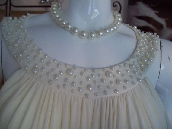 Black and White Cocktail Dress Pearl Neckline Cri… - image 8