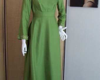 Mossy Green Regency Dress Bell Sleeves Jeweled Lacy Cuffs Boat Neck Pride & Prejudice Autumn Dress