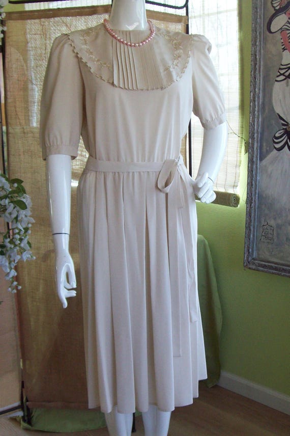 princess polly baby blue dress Beige linen wrap dress, bridesmaid dress, summer bridesmaid dress, wedding  guest dress, linen dress, romantic dress, summer dress, vacation dress,  holiday dress, boho dress – ENME.ME main image 0