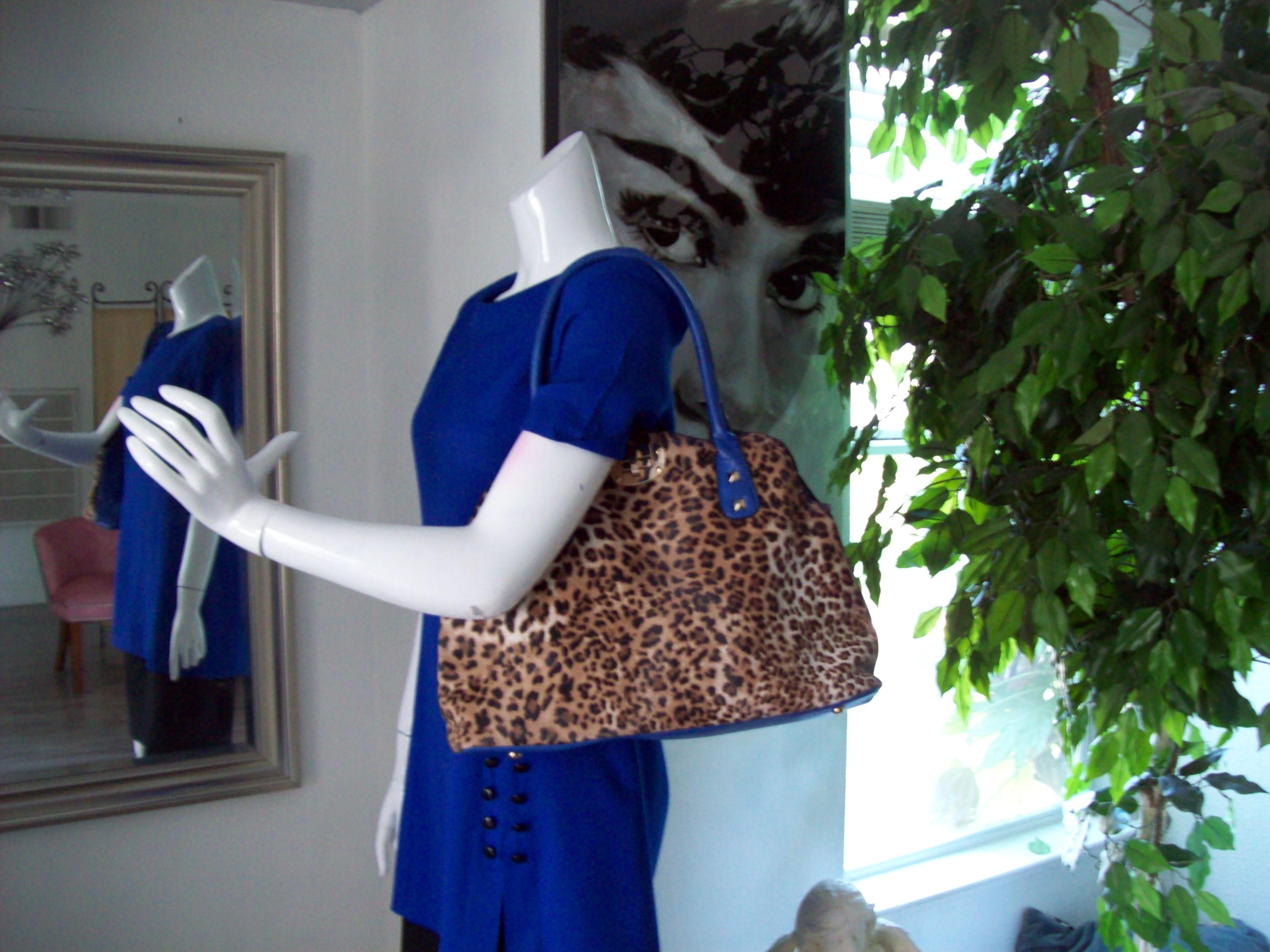 Dog food bag in Print | Dolce&Gabbana®