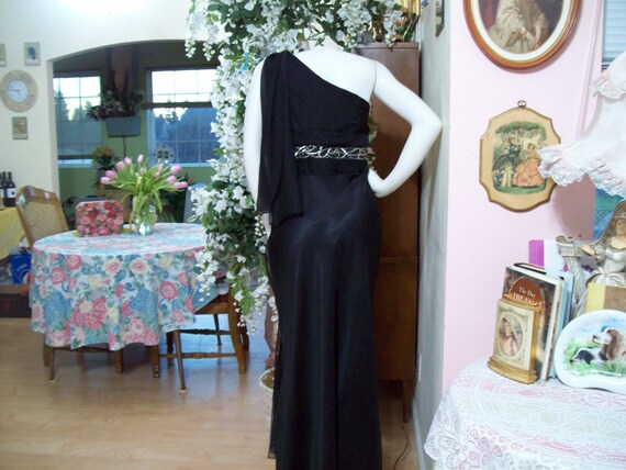 Black Formal Goddess Style Gown by May Queen Bead… - image 4