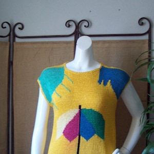 Vintage Hand Knit Top Yellow Umbrella Sunshine Parasol Pull-Over Spring Sweater Made in Italy Cotton Baumwolle  Sz M