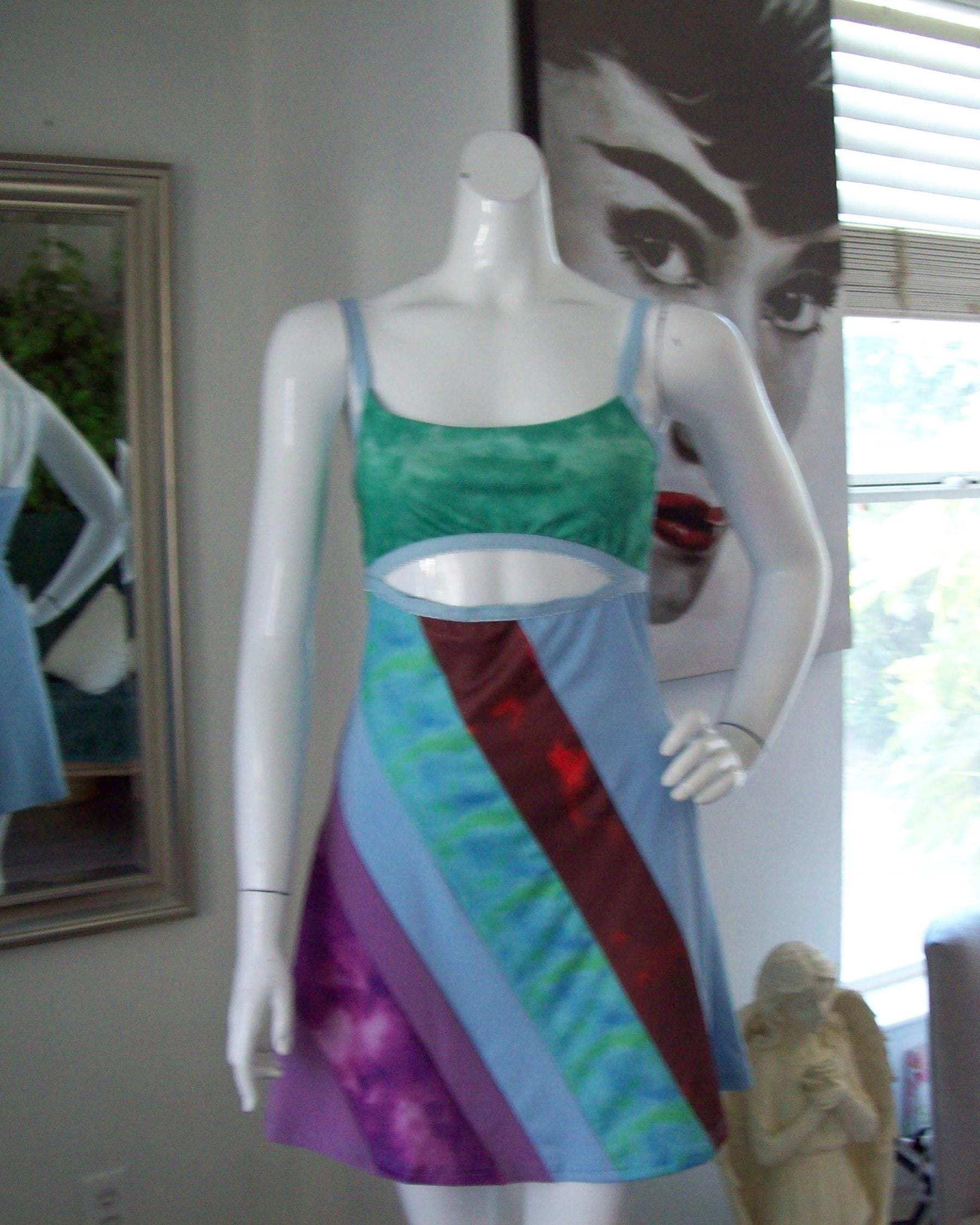 13 going on 30 multicolor cut out dress Amazon.com: Women Jenna Rink 13 Going on 30 Outfits Multicolor Cut Out Dress  Retro Print Fitted Strap Dress 2000s Costume : Clothing, Shoes & Jewelry