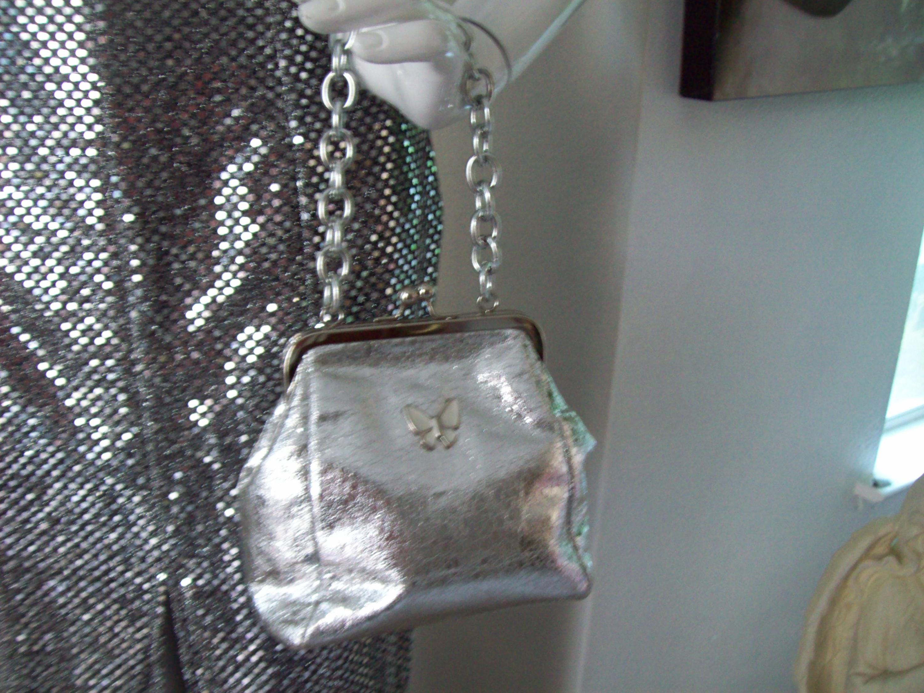 Sammi Clutch Gold Iridescent