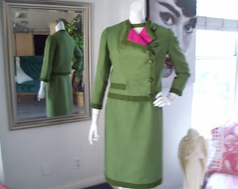 2-Pc Dress Set Mossy Green Hot Pink Jackie-O Vibe Tailored Look Embroidered Floral Bodice Career Wedding Suit