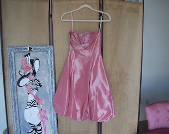 Strapless BarbieCore Prom Dress Beaded Sparkle Pink Satin Sheen Structured Boned Bodice Pink Satin Lining XXS Sz 4