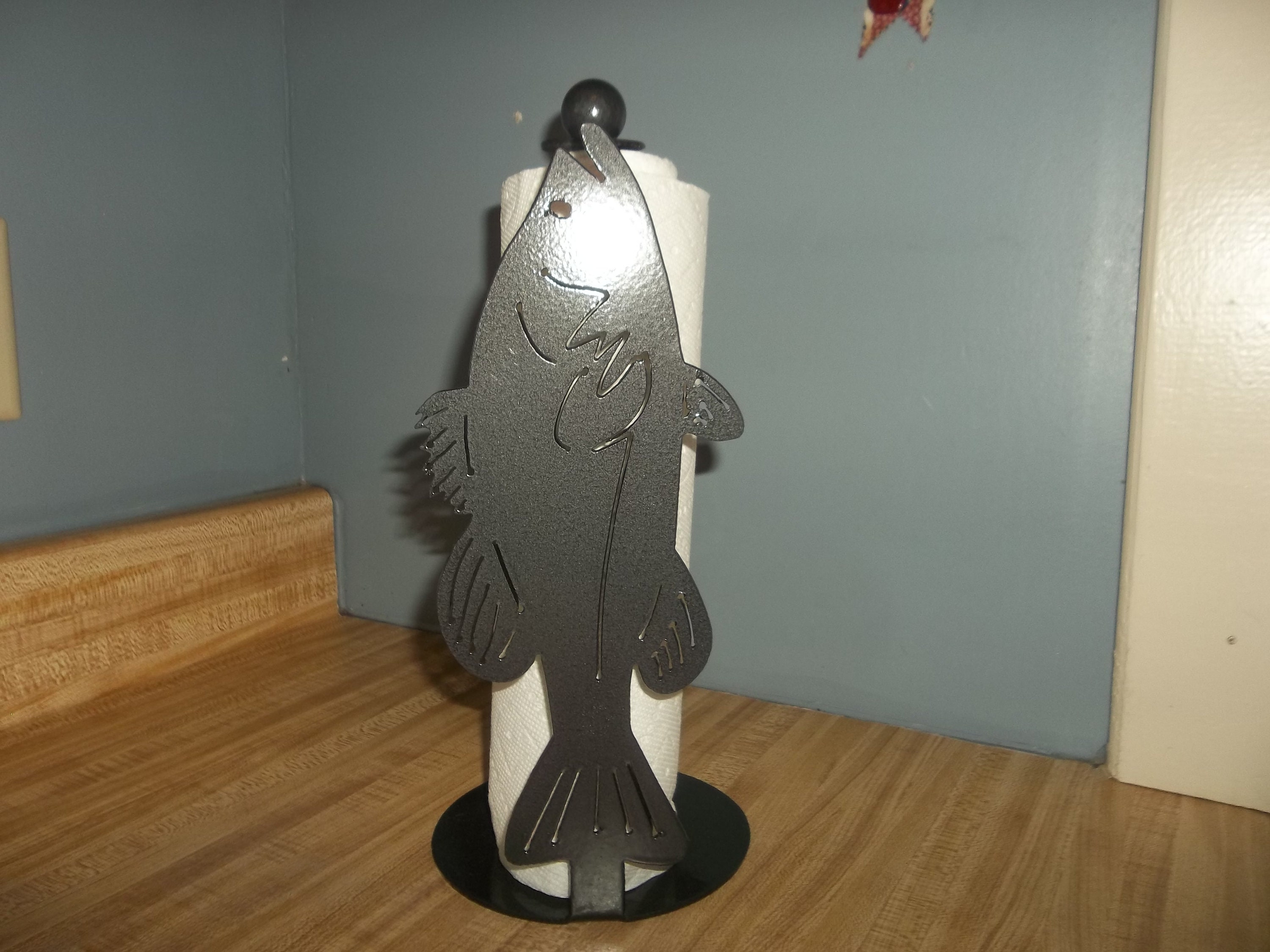 Fish store towel holder