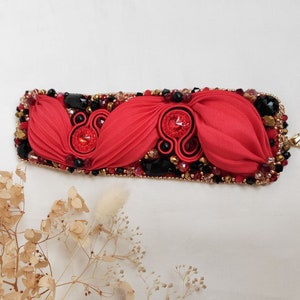 Shibori and soutache red black bracelet, embroidery red blackl bracelet, image 4