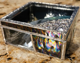 Stained glass box, trinket box with a metallic pattern.