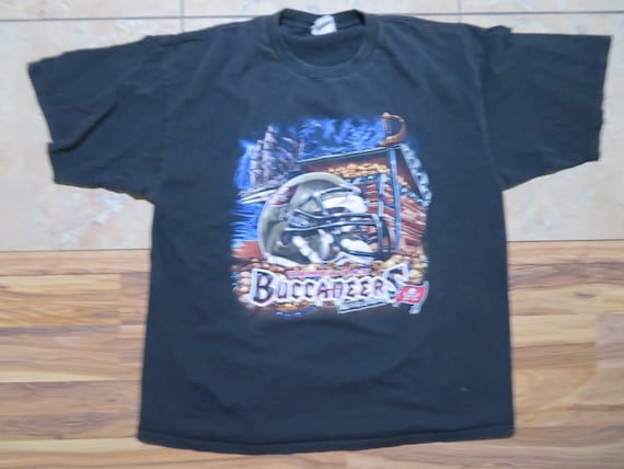 Vintage Tampa Bay Buccaneers Football T-Shirt Hom… - image 1