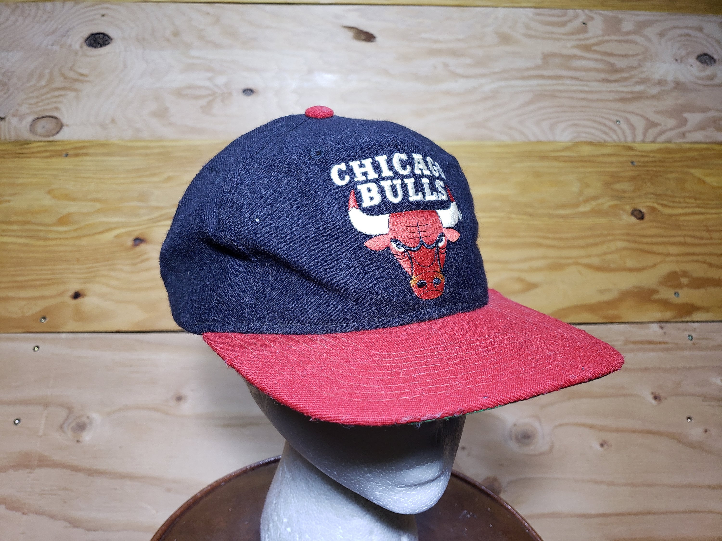 Vintage chicago bulls hat cap - Etsy 日本