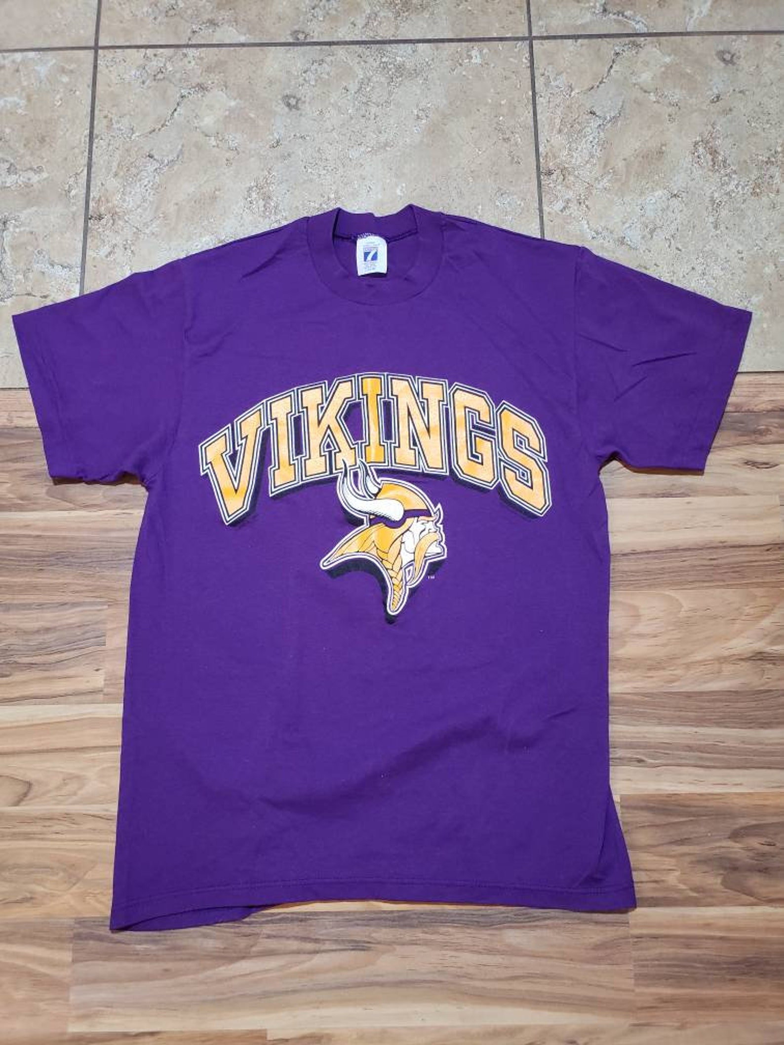 Vintage Minnesota Vikings 50/50 T-shirt NFL Logo 7 PURPLE Gold - Etsy