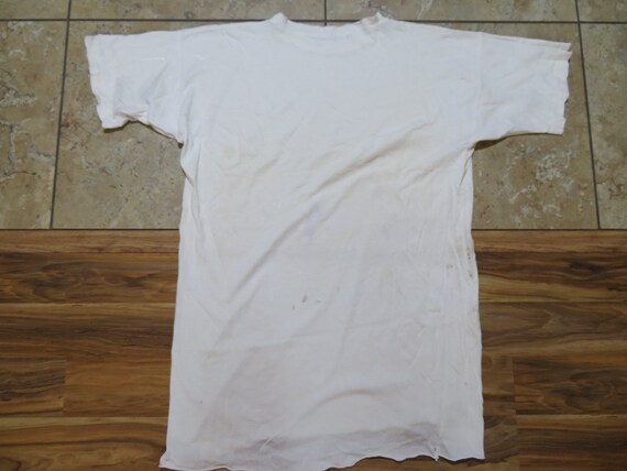 Vintage RARE Blank Right Chest Pocket T-Shirt Pla… - image 2
