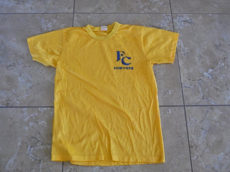 Vintage FC Hornets Mesh Jersey Shirt Top Yellow Sz M image 1