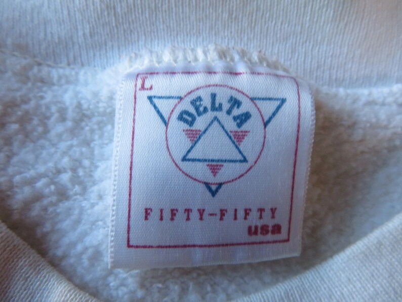 Vintage Hawaii Souvenir Sweatshirt 50/50 Hibiscus WHITE Gold/silver