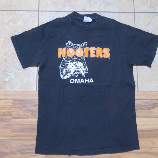 Vintage Hooters of Omaha Souvenir T-Shirt  BLACK - Orange/White Double-Sided Graphic Delightfully Tacky Hanes Brand Made in USA Sz M