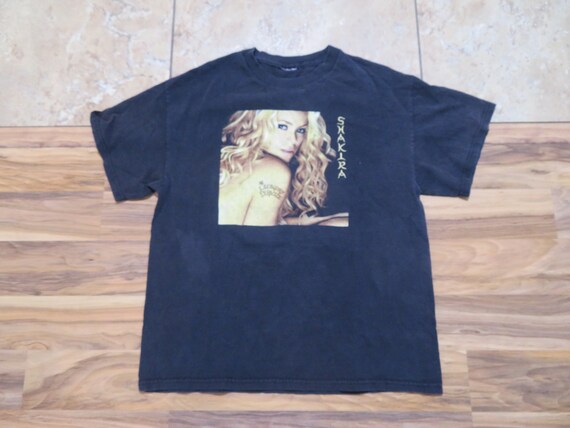 Vintage Shakira Tour Of the Mongoose Black T-shirt Sz… - Gem