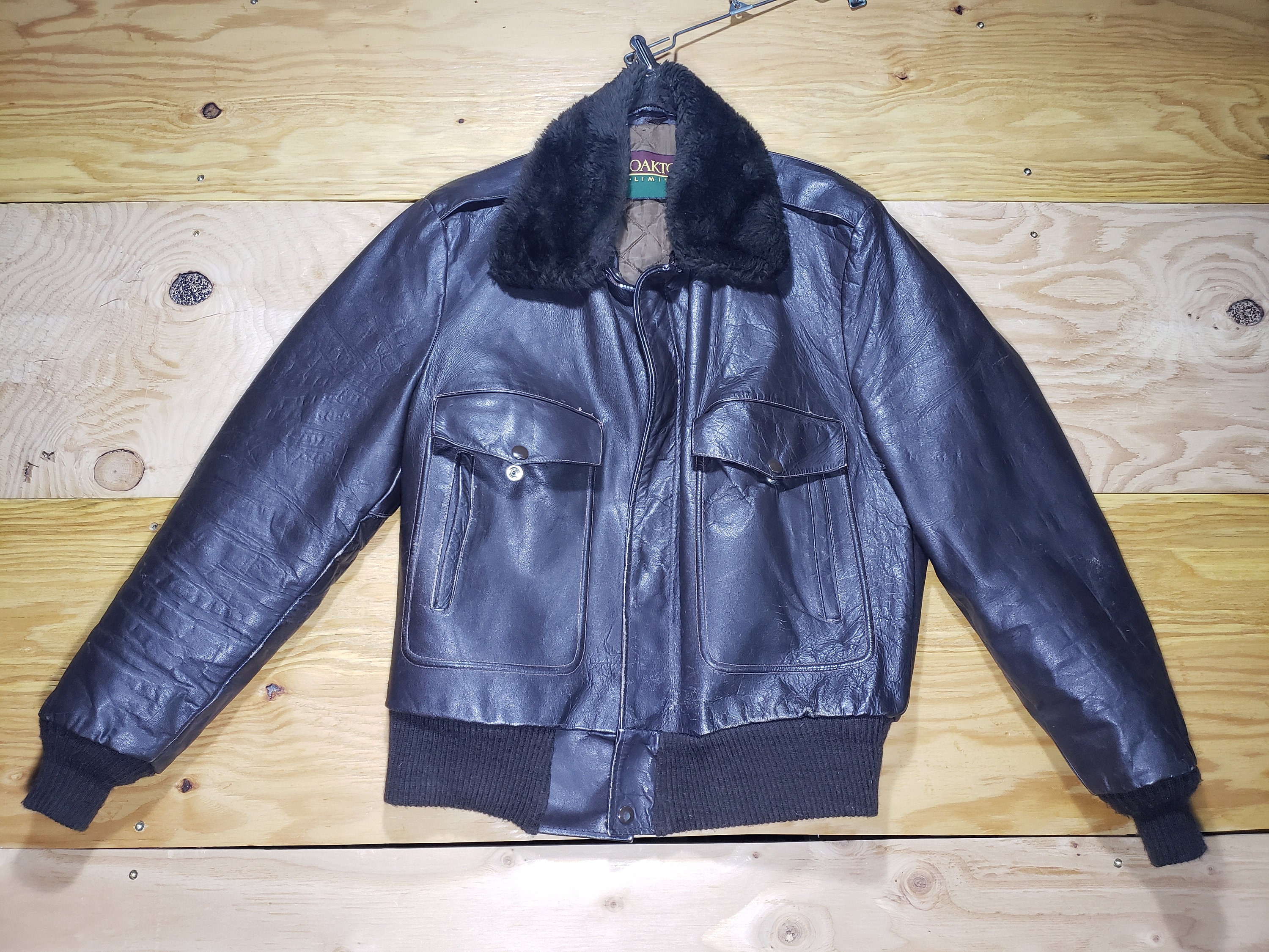 Vintage Oakton Limited Bomber Jacket Style Brown Leather Vintage Oakton Limited Bomber Jacket Style Brown Leather