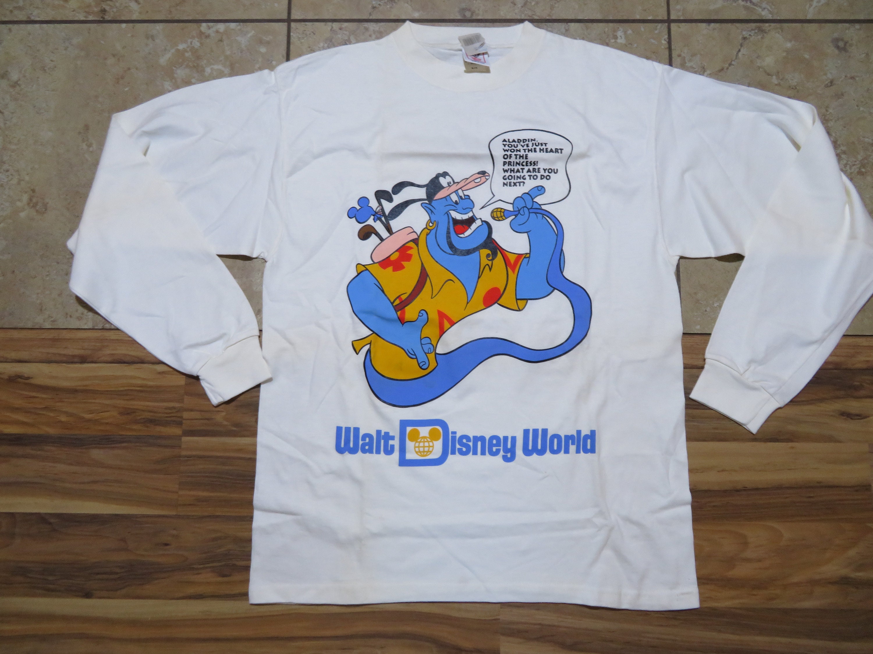 Vintage NWT Aladdin Genie Walt Disney World T-shirt Long Sleeve