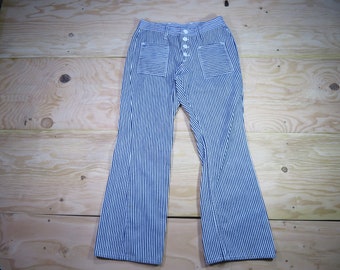 Vintage 1970s Wrangler Bell Bottom Flare Hickory Striped Blue White Womens Jeans Measure 27x28 Exposed Button Low Rise Made in USA