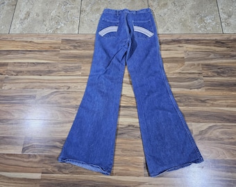 Pantalones vaqueros vintage de campana Gerry de los años 70 y 80, estilo hippie, anchos y acampanados, color azul mediano, talla 32 XL. Medidas: 28 x 34