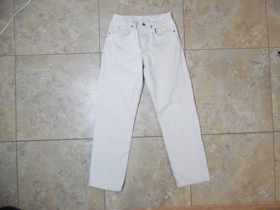 levis in store student discount