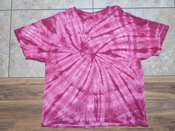 Vintage Tie Dye T-shirt Hippie Burgundy 