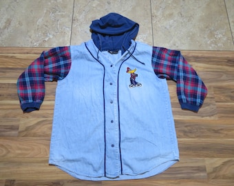 Daffy Duck Button Up shirt, Embroidered Logo, Light Blue Sz L 1990s