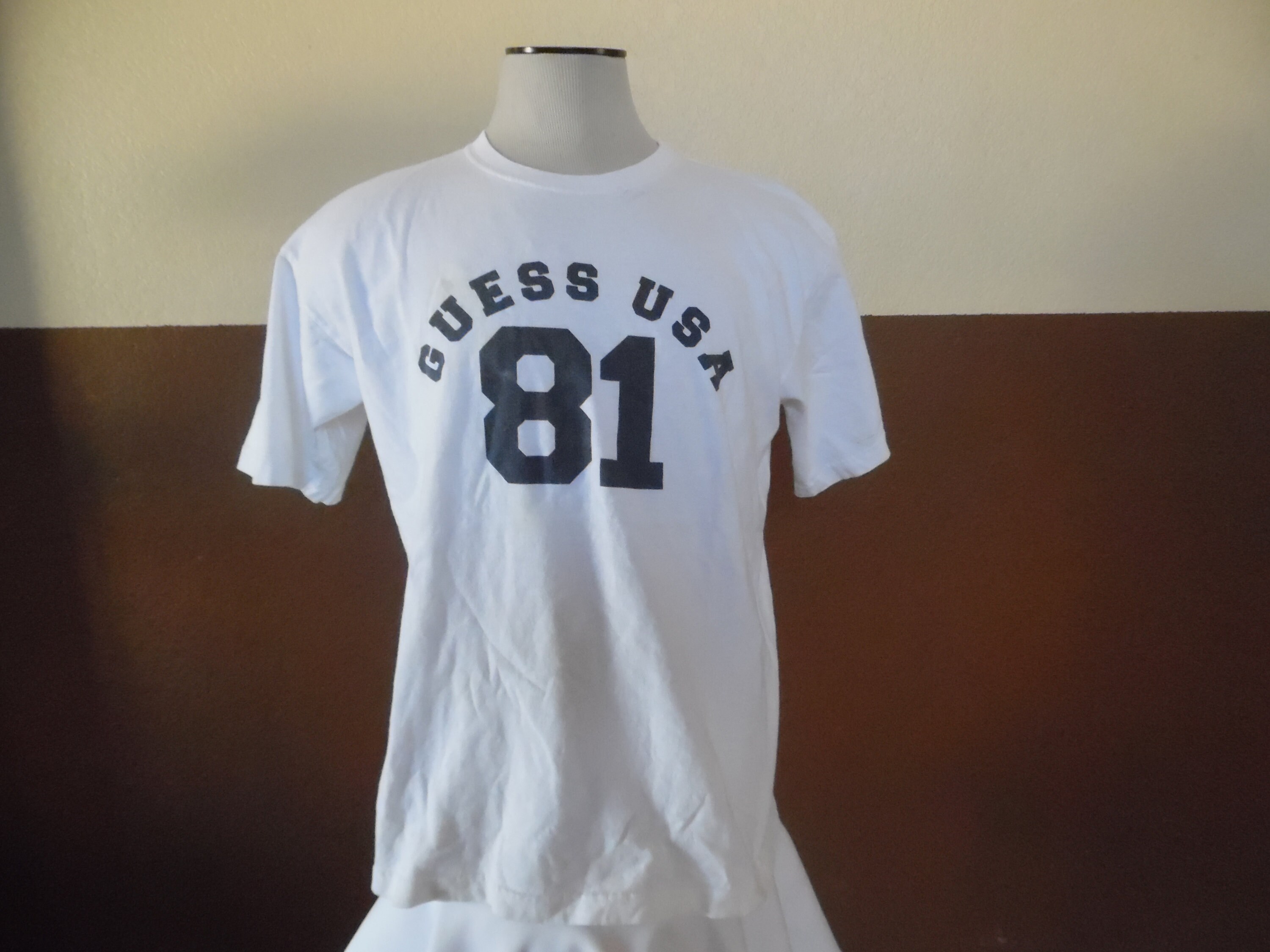 guess 1981 t shirt