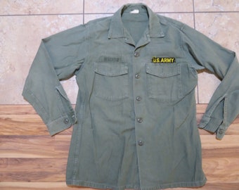 Vintage Military US Army Man&#39;s Cotton Sateen Shirt Uniform Vietnam Era OD Green Sz 16 1/2 x 34