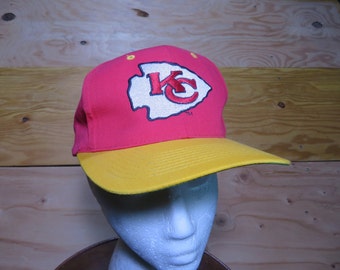 NWT New Era Kansas City Chiefs Cap Hat Trucker Baseball Style Red White Yellow One Size Snap Back