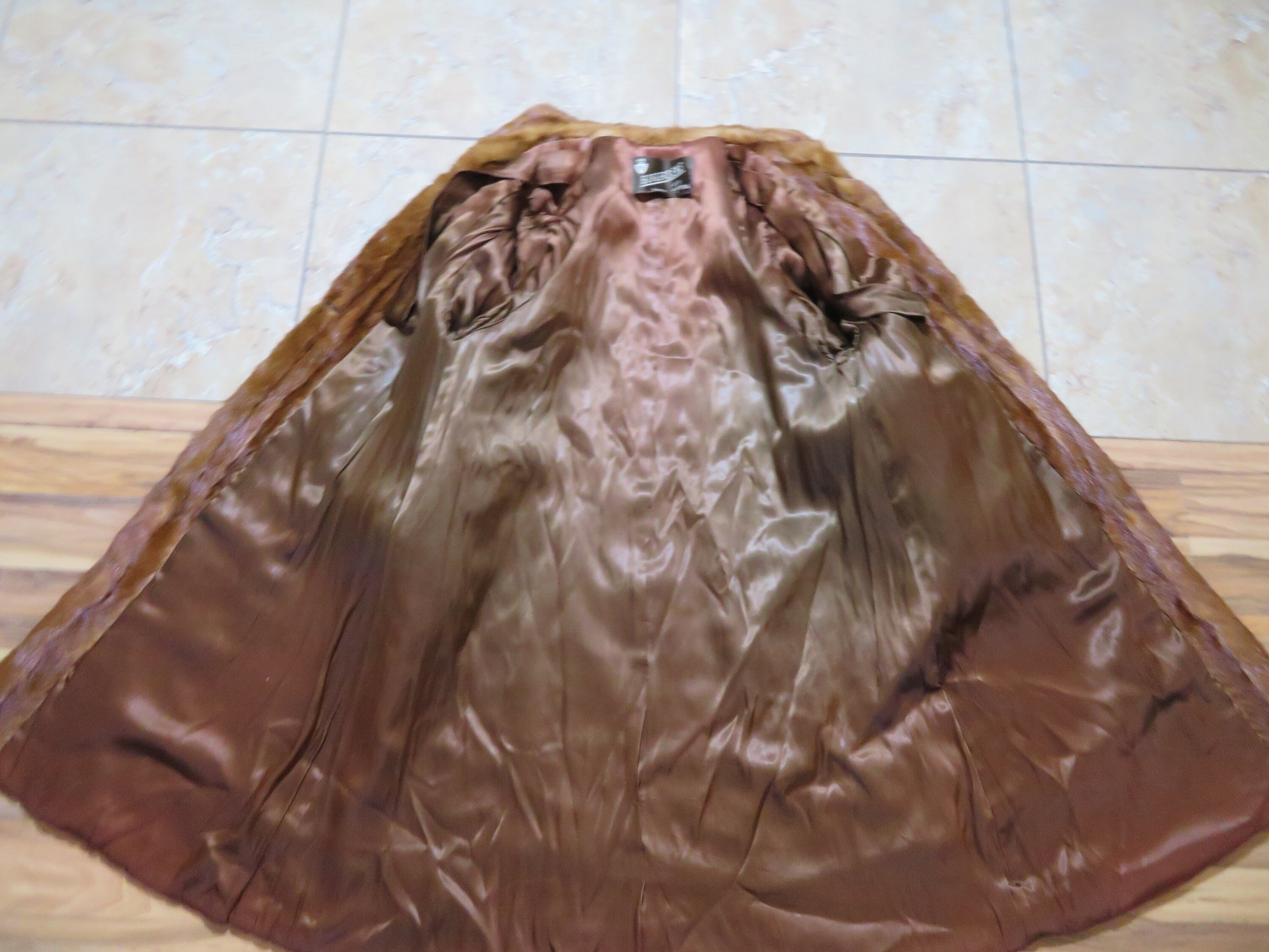 YILON MADE Waistmark eco fur coat ブラウン s-l1200.jpg