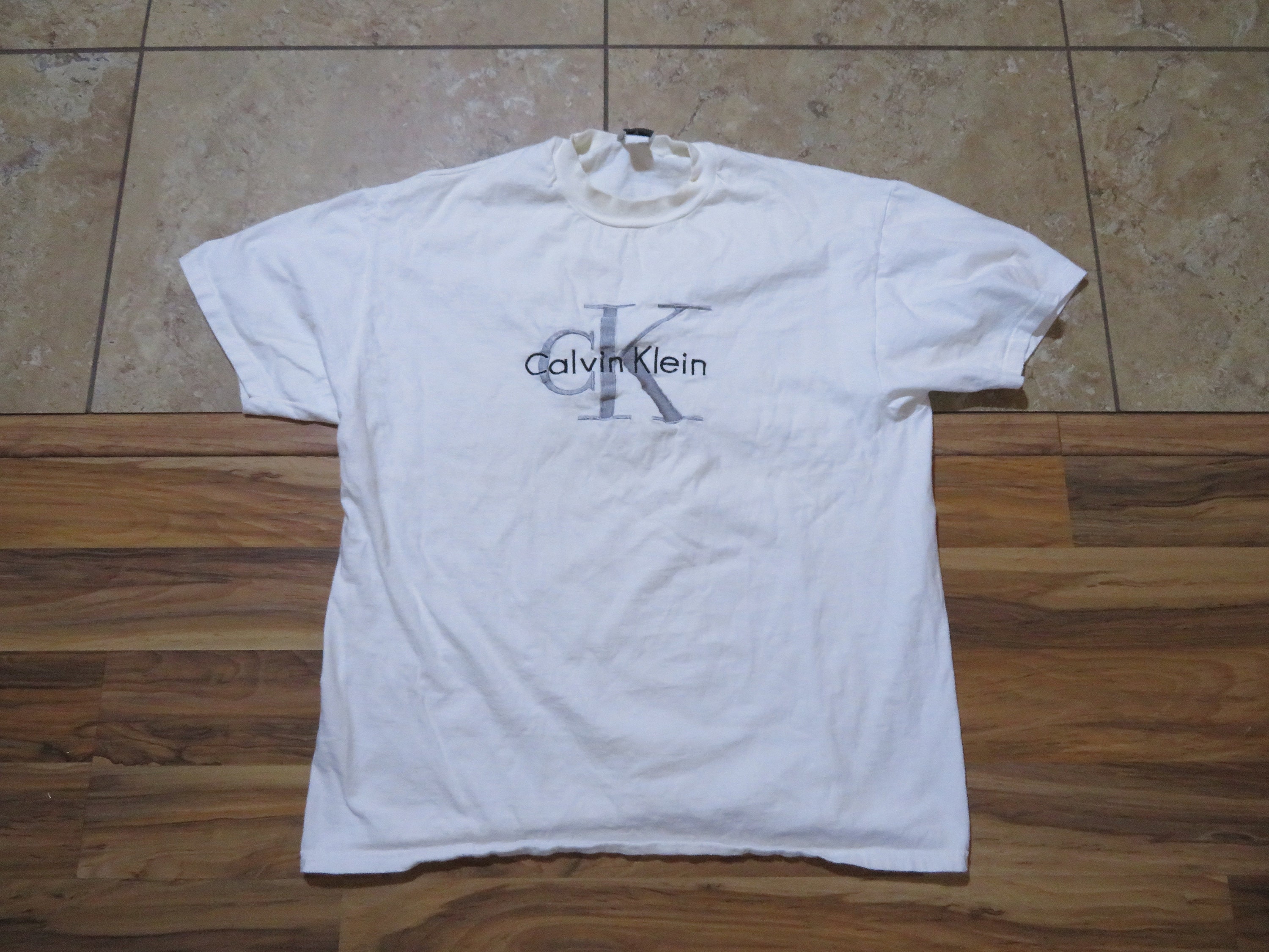 90s Calvin Klein Tee - Etsy