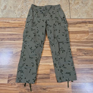 Pantalón Militar Vintage Desert Night Camo Combat Camuflaje Verdes Pequeño Regular Medida: 31x29 Pantalón