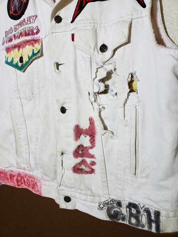 Vintage Levis made in USA Modified punk Metal Whi… - image 4