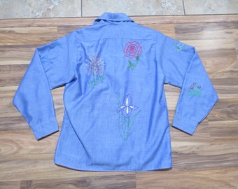 Vintage Kmart Brand Chambray with Embroidered Flowers and Animals Blue Shirt Sz S
