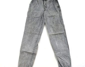 Todays News Jeans, Gray Stone Washed Tagged 29x34 Measured 28x34 1980s