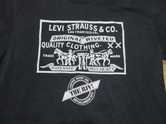 Vintage Levi's The Rivots Black T-shirt Sz M 50/50 - image 2