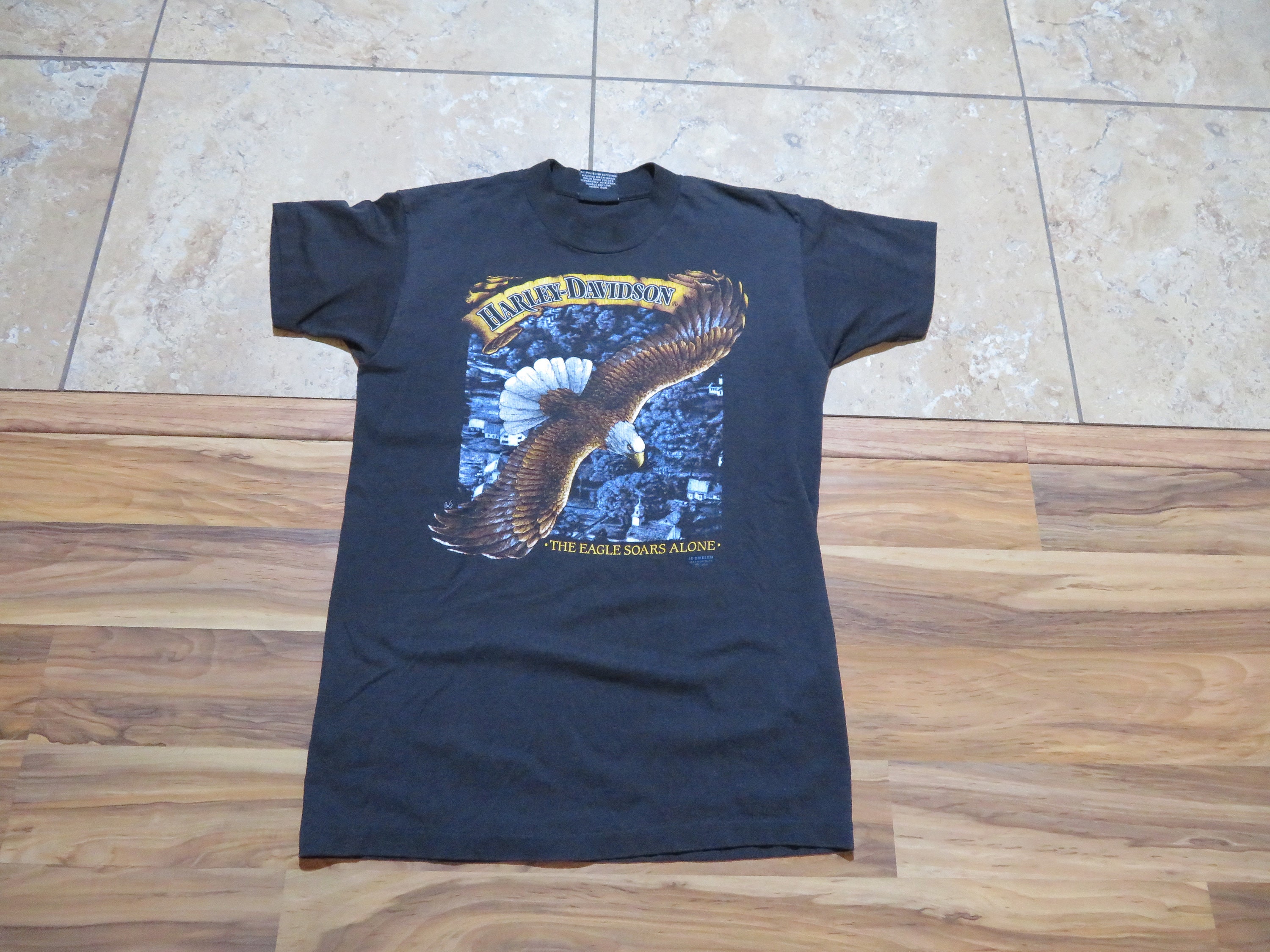 vintage t shirt 3d emblem