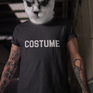 Funny Halloween Costume T-Shirt: Nerd Geek Party Outfit