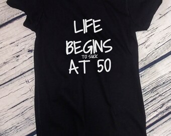 Women/'s #4 Queens Are Born in APRIL T Shirt Birthday Girl Bday Queen Gift Tee