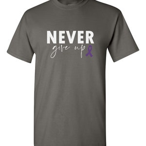 Camiseta "Nunca te rindas": Concientización sobre la epilepsia y el cáncer de páncreas Charcoal