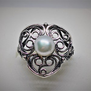 White Pearl Silver Filigree Wedding Ring, size 8.5