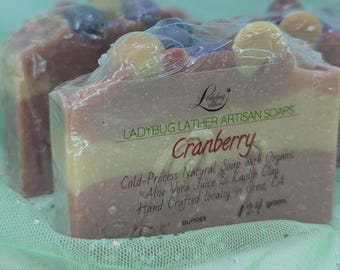 Cranberry Soap | Organic Aloe vera juice | Kaolin clay | Shea butter | Cocoa butter