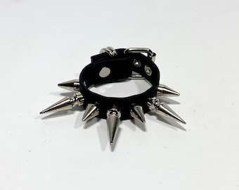 SLENDER SPIKE CUFF // faux leather