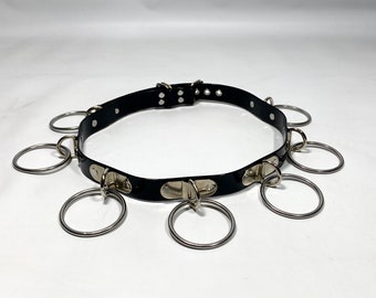 PLATED BONDAGE BELT // Faux leather and silver hardware