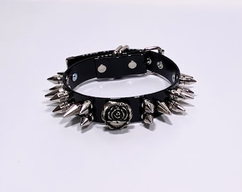 SPIKED ROSE COLLAR // Faux leather & Glossy Vinyl Pvc