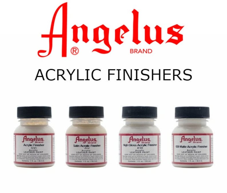 以下が含まれることがあります： 革用のAngelusブランドアクリルフィニッシャー4本セット。各ボトルは29.5ml入りで、製品名と使用方法が記載されています。ボトルは白で、キャップは黒です。